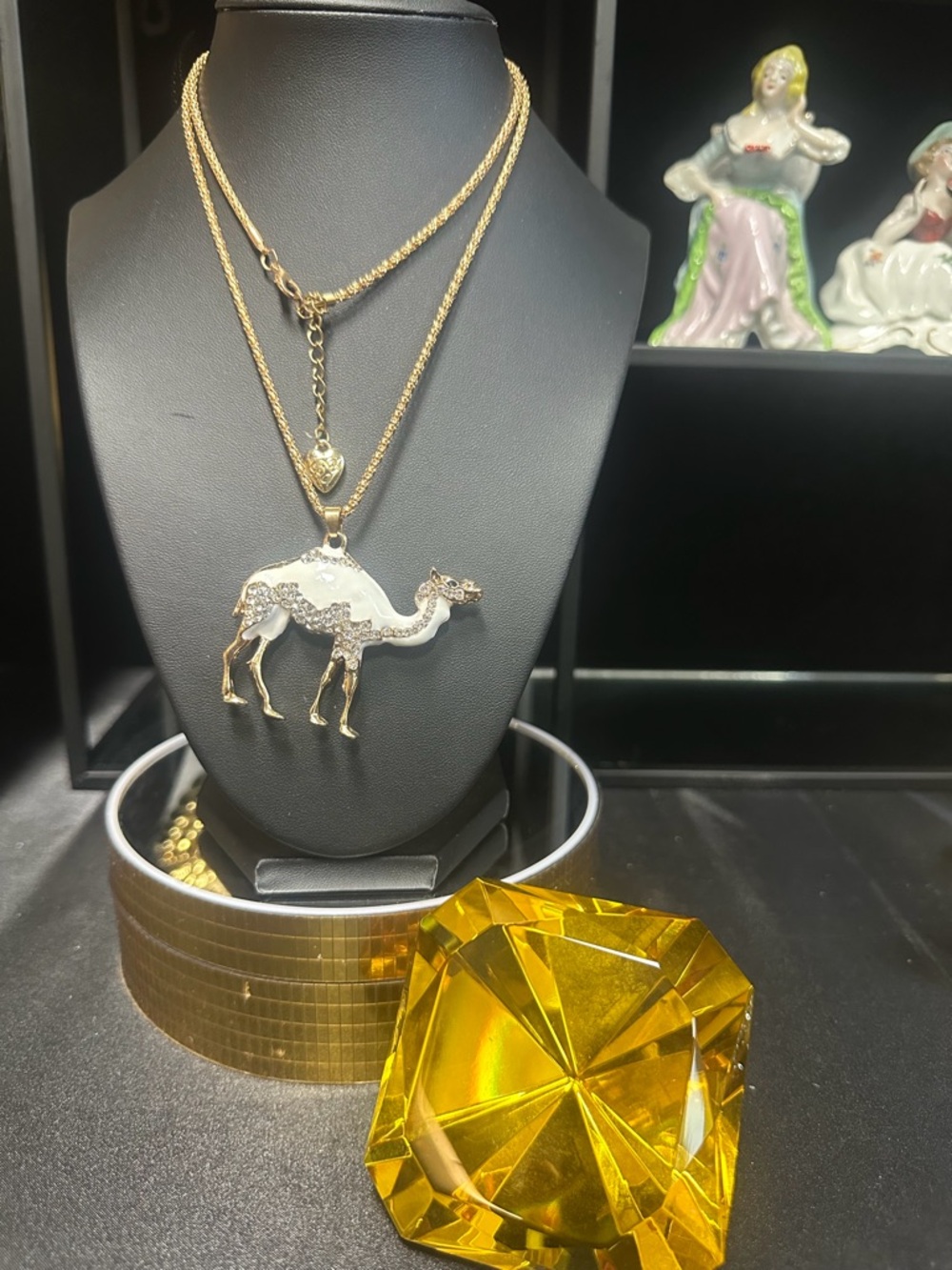 Betsy Johnson vintage Gold Tone Camel Pendant Necklace - Women Jewelry